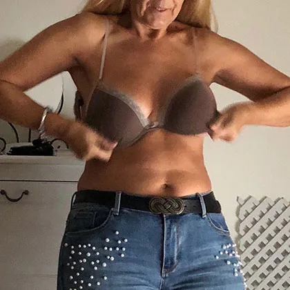 Dagny, 56 år i Karlshamn